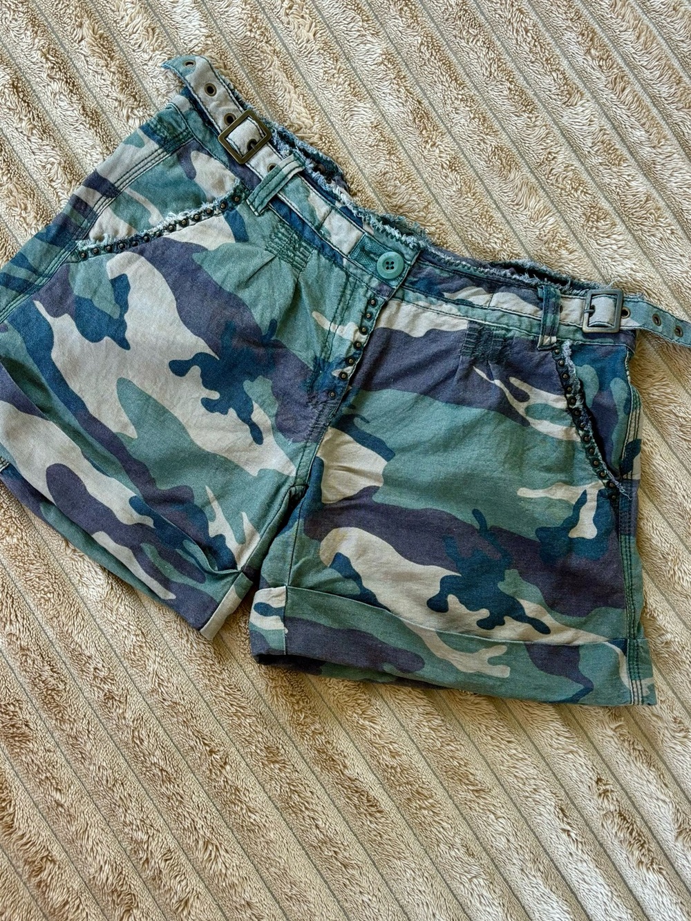 Camouflage Women’s Utility Bermuda Shorts - Green Camo